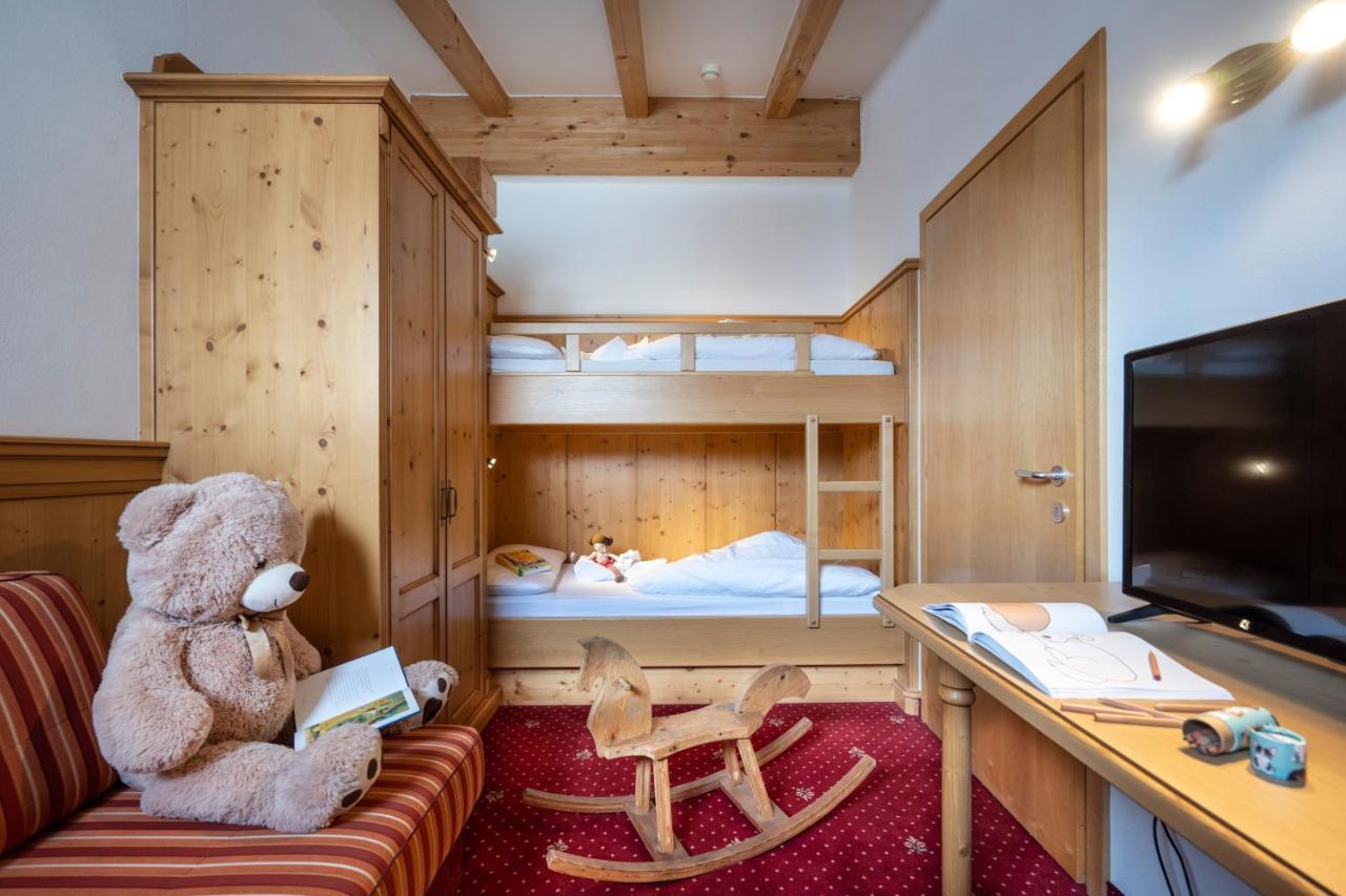 Hotel Bellavista アルペ・ディ・シウージ エクステリア 写真